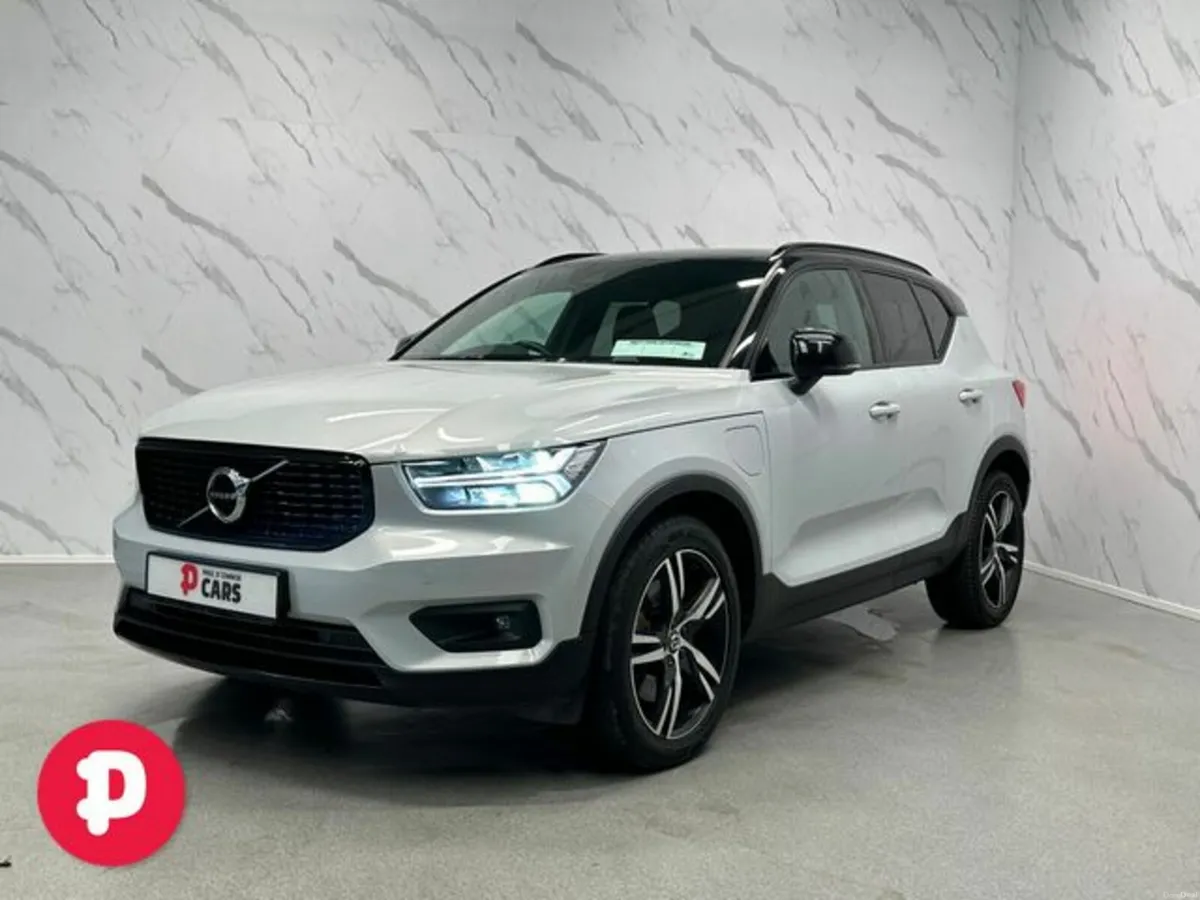 Volvo XC40 R-DESIGN RECHARGE T4 - Straight Sale Di - Image 3