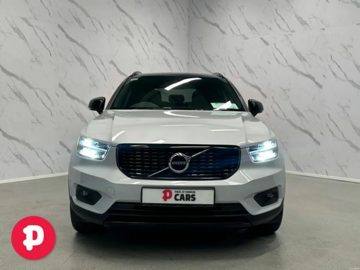 Volvo XC40 R-DESIGN RECHARGE T4 - Straight Sale Di - Image 2
