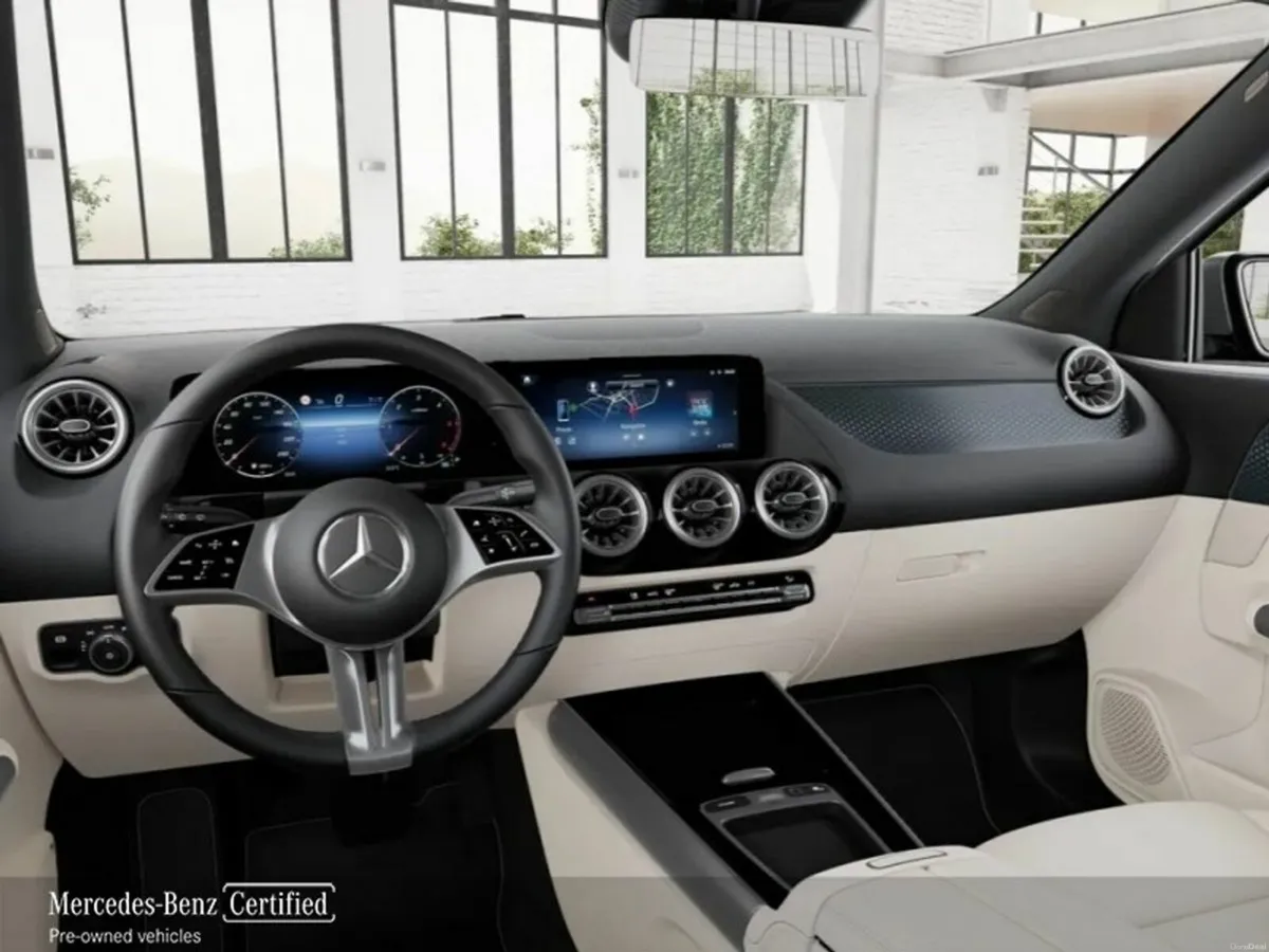 Mercedes-Benz GLA 180d Progressive 2.0 Diesel 116B - Image 6