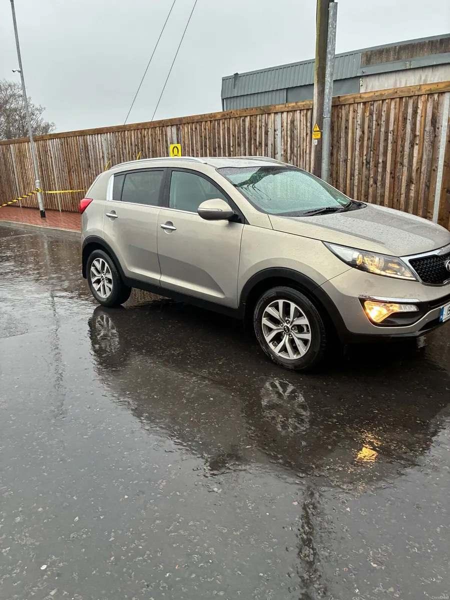 2015 Kia sportage - Image 1