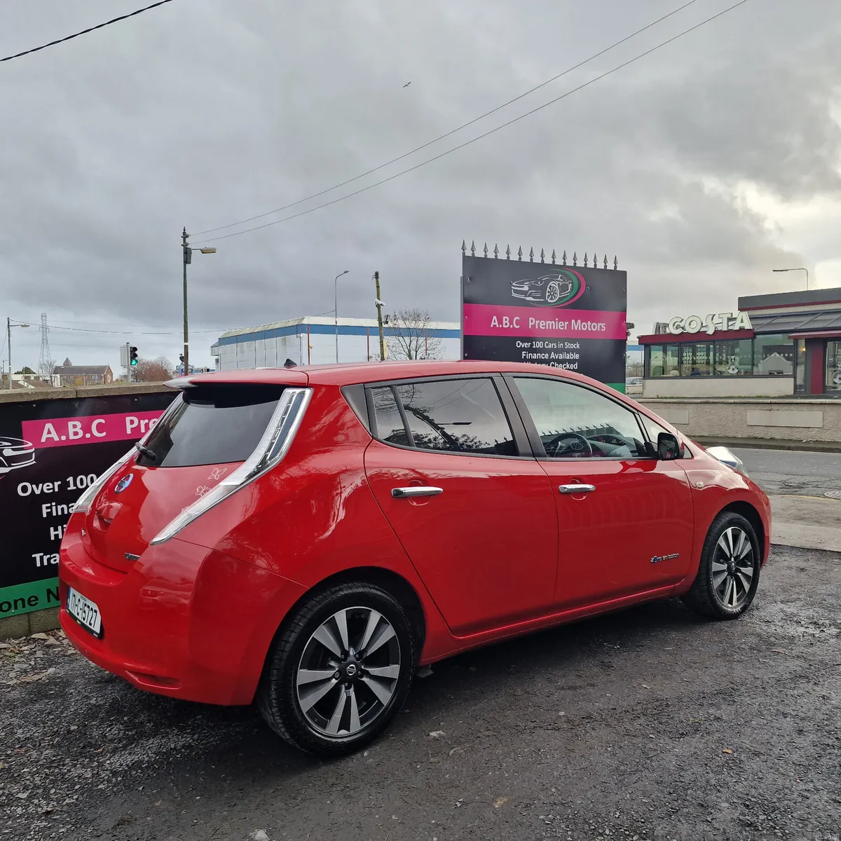 Nissan Leaf 2017 Only 1 Owner - Image 3