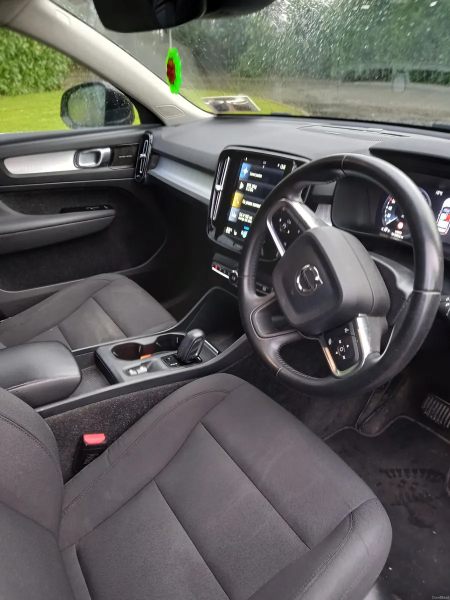 2021 Volvo XC40 1.5 Petrol Hybrid - Image 5