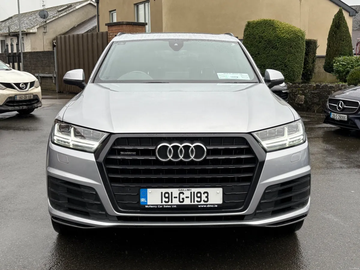 191 Audi Q7 S-Line 7 Seater Auto - Image 2