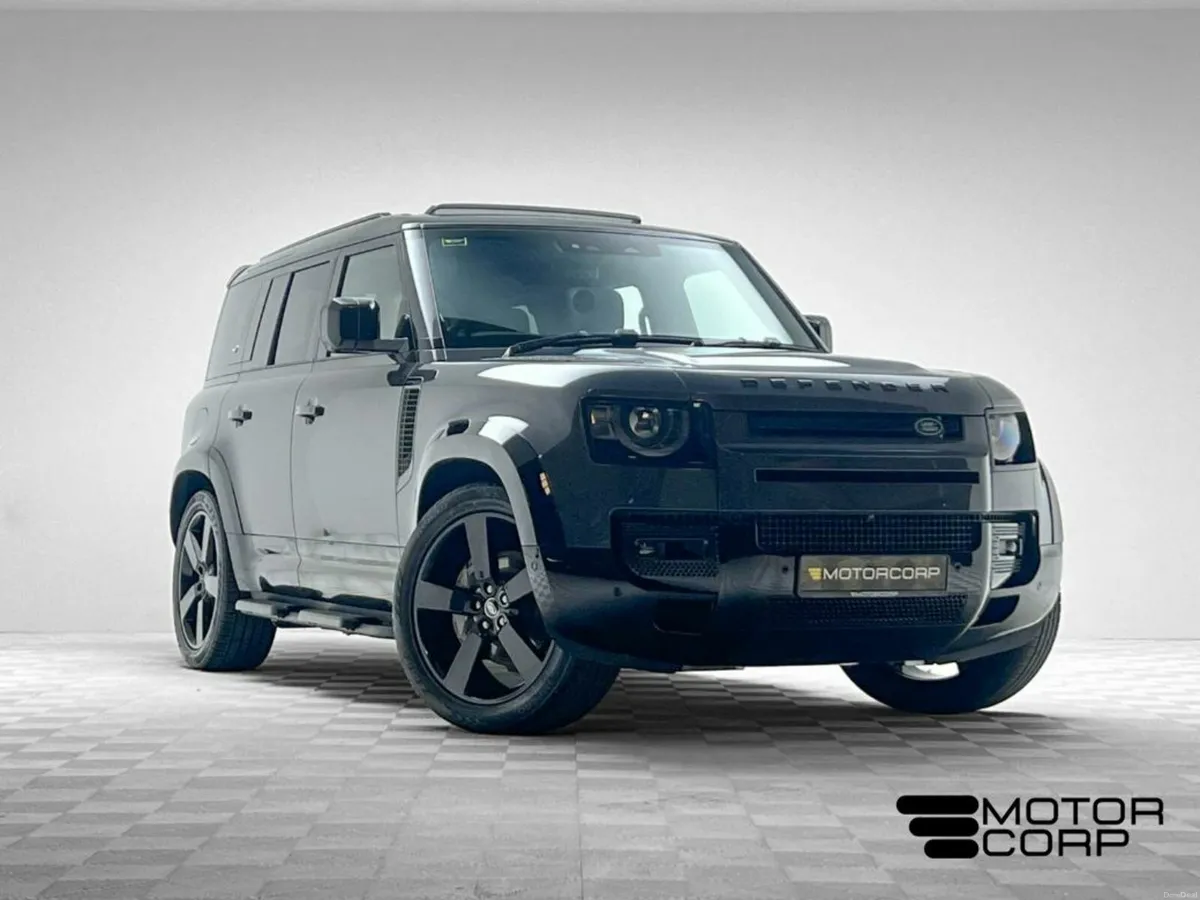 Land Rover Defender HSE X-DYNAMIC P400E - Image 1