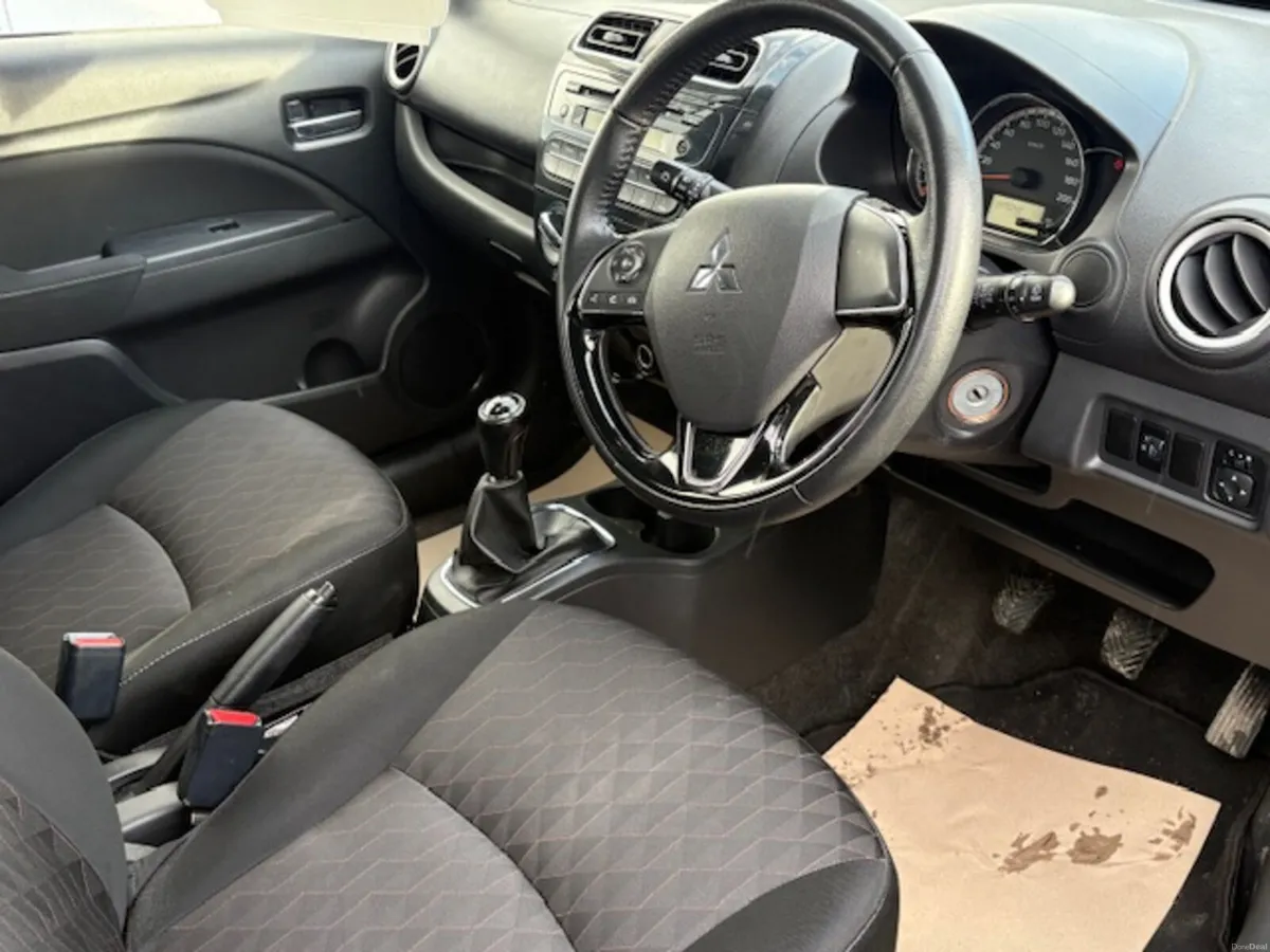 Mitsubishi Space Star 2021 - Image 4