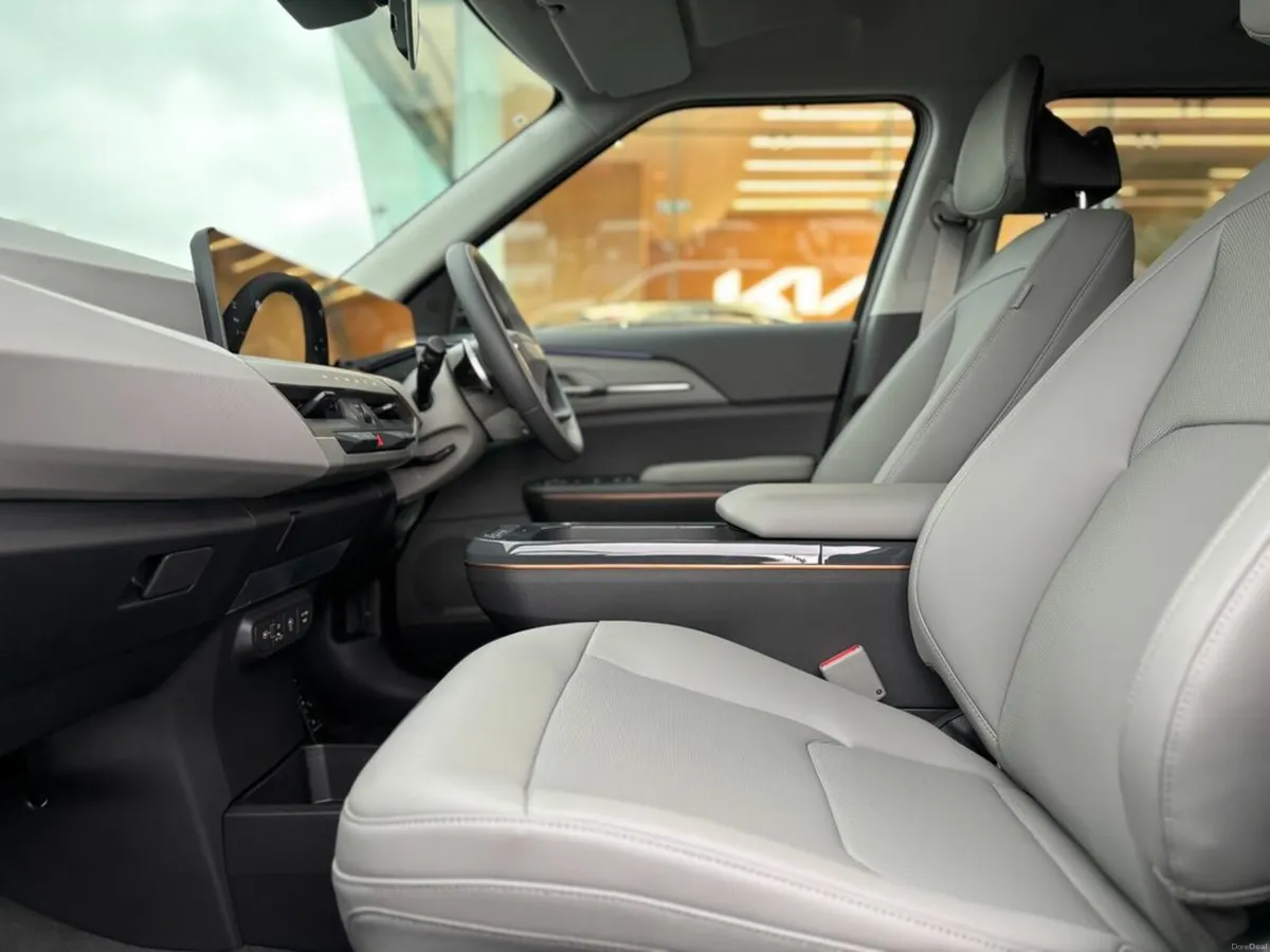 Kia EV5 Earth 3 ( Range 530 km ) - Image 2