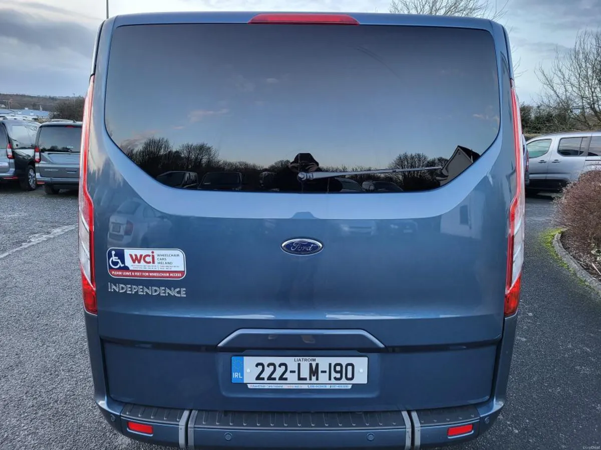 Wheelchair Accessible Ford Tourneo Custom 2022 - Image 2
