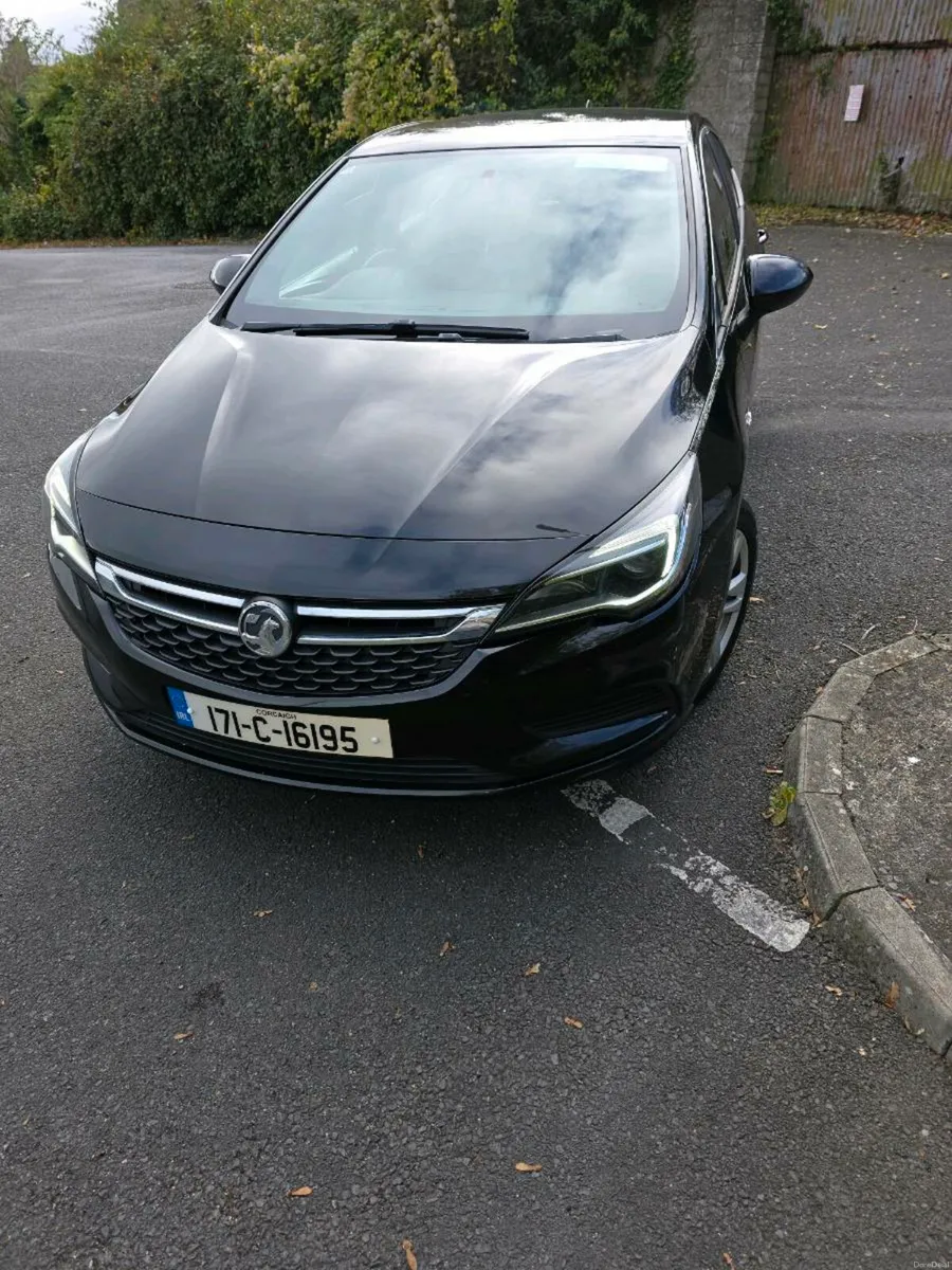 Opel astra 2017 1.6diesel new nct 05/27 tax 08/26 - Image 2