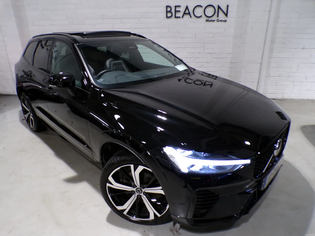 BLACK EDITION VOLVO XC60 RECHARGE 2.0 T6 350 PHEV - Image 2