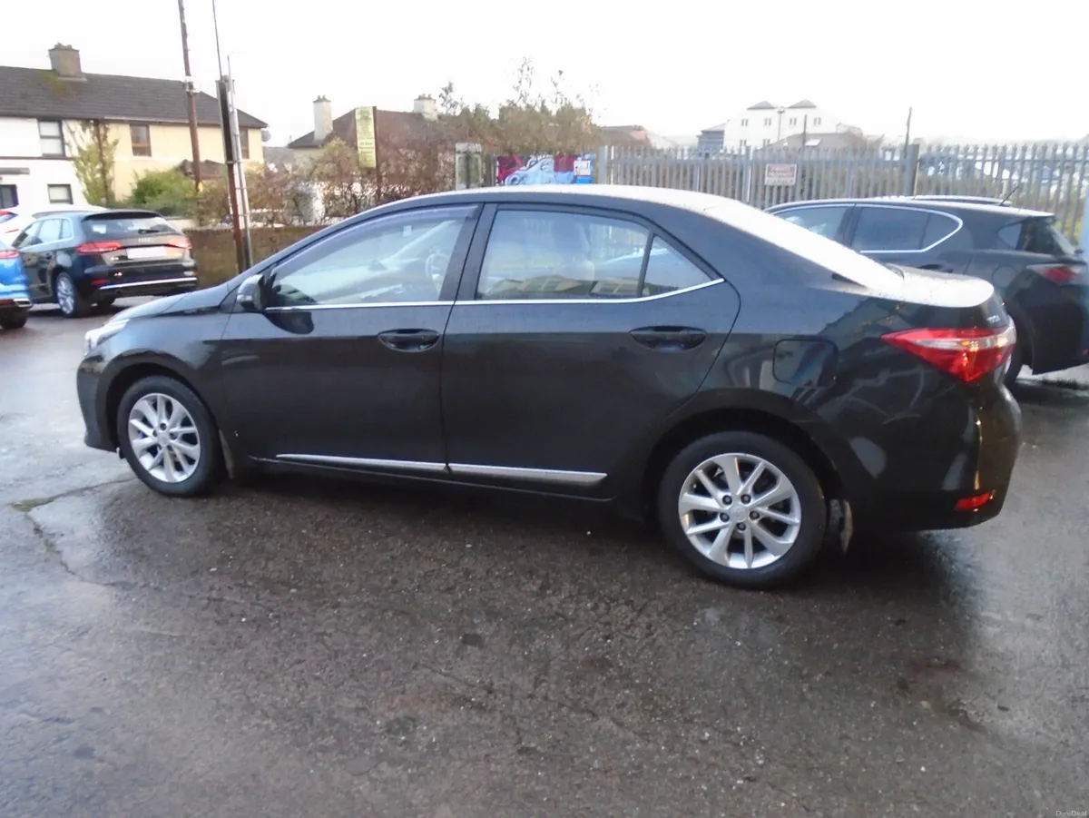 Toyota Corolla 2013 Luna - Image 4