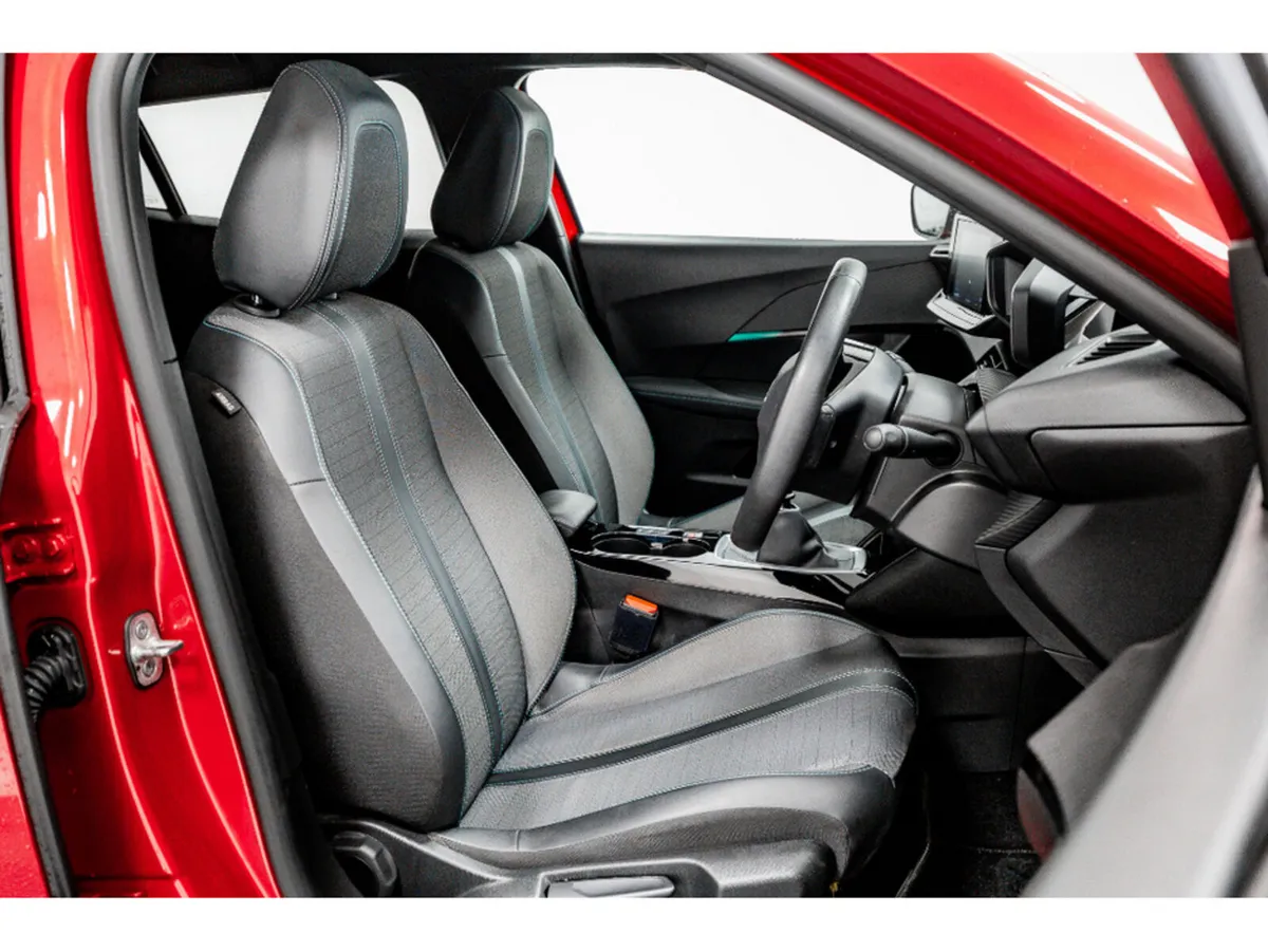 Peugeot 2008 Allure 1.2 Petrol 100HP - Image 3