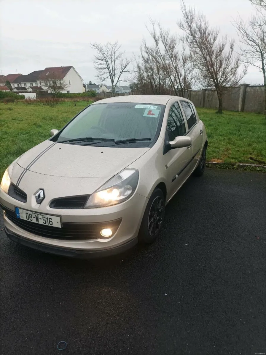 Renault clio - Image 1