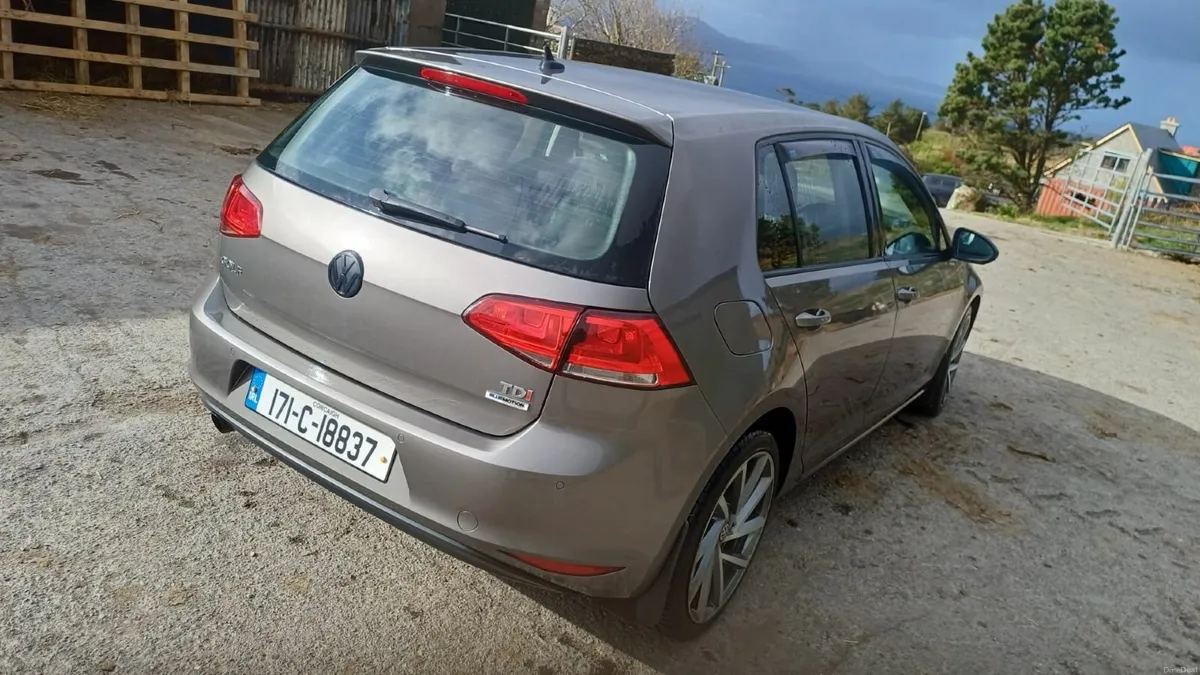 Volkswagen Golf 2017 - Image 2