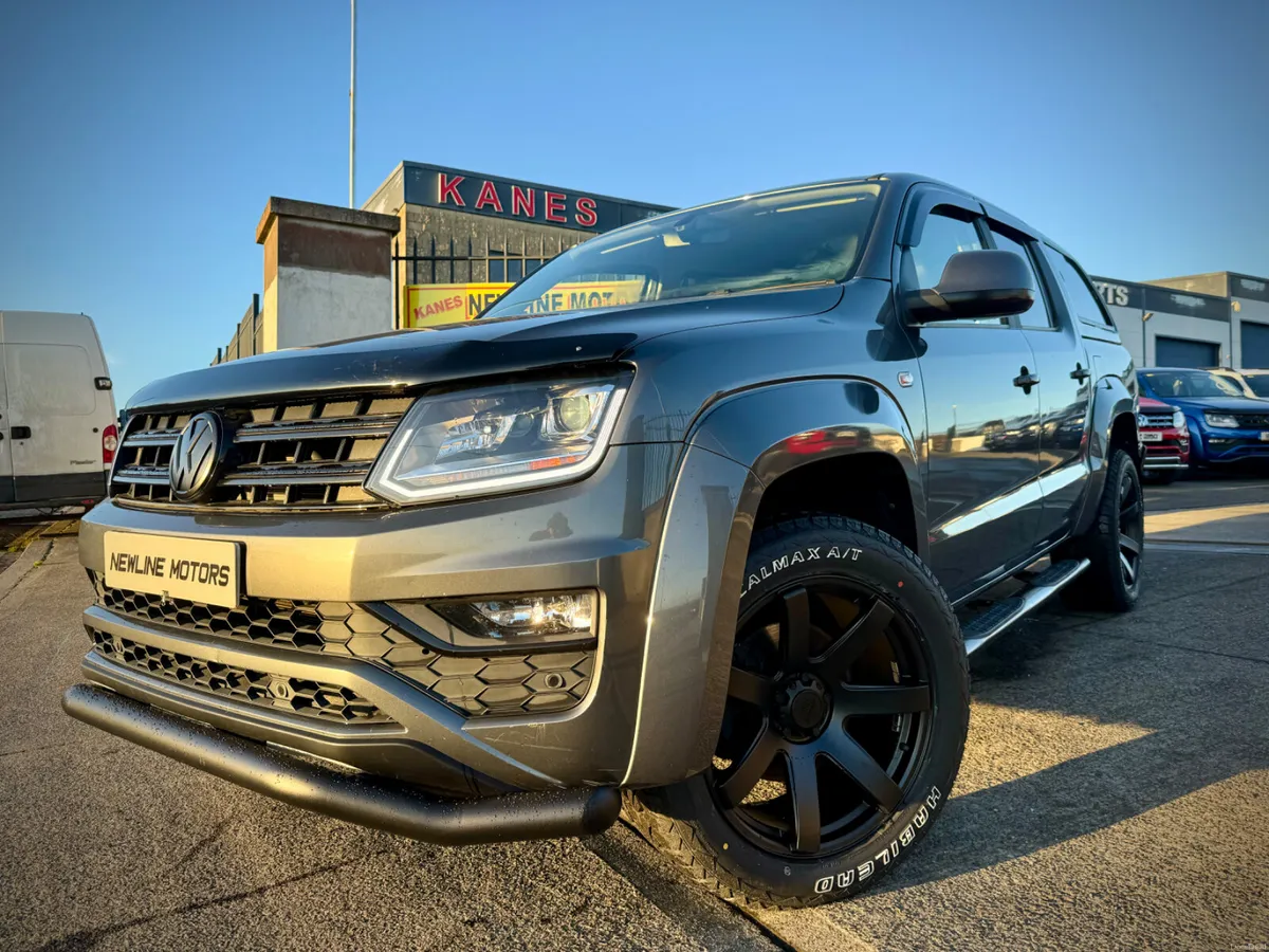 2020 Volkswagen Amarok 32K MILES!! BLACK EDITION!! - Image 4