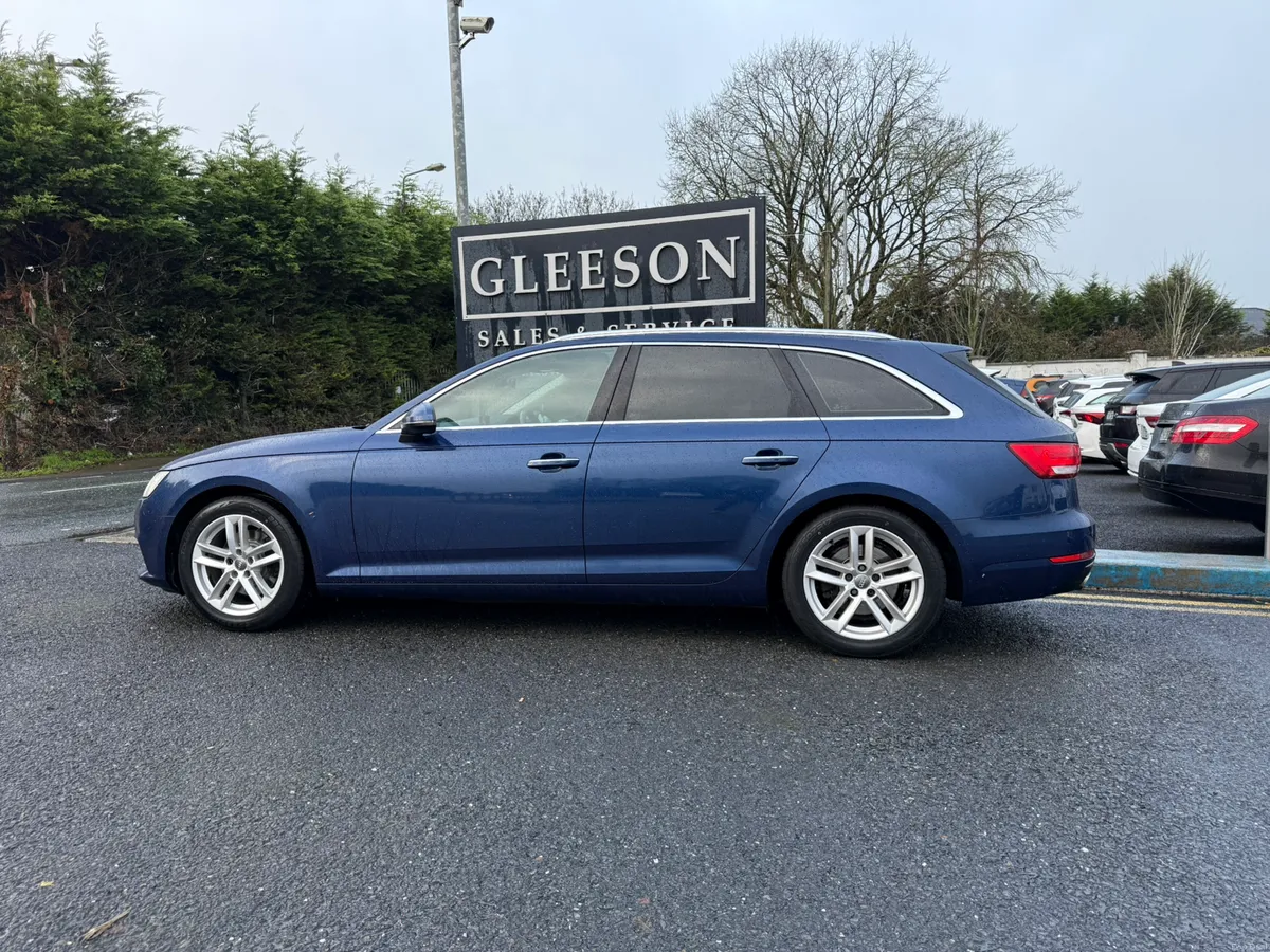 162 Audi A4 SE Ultra 2.0TDi Estate- Low Mileage - Image 2