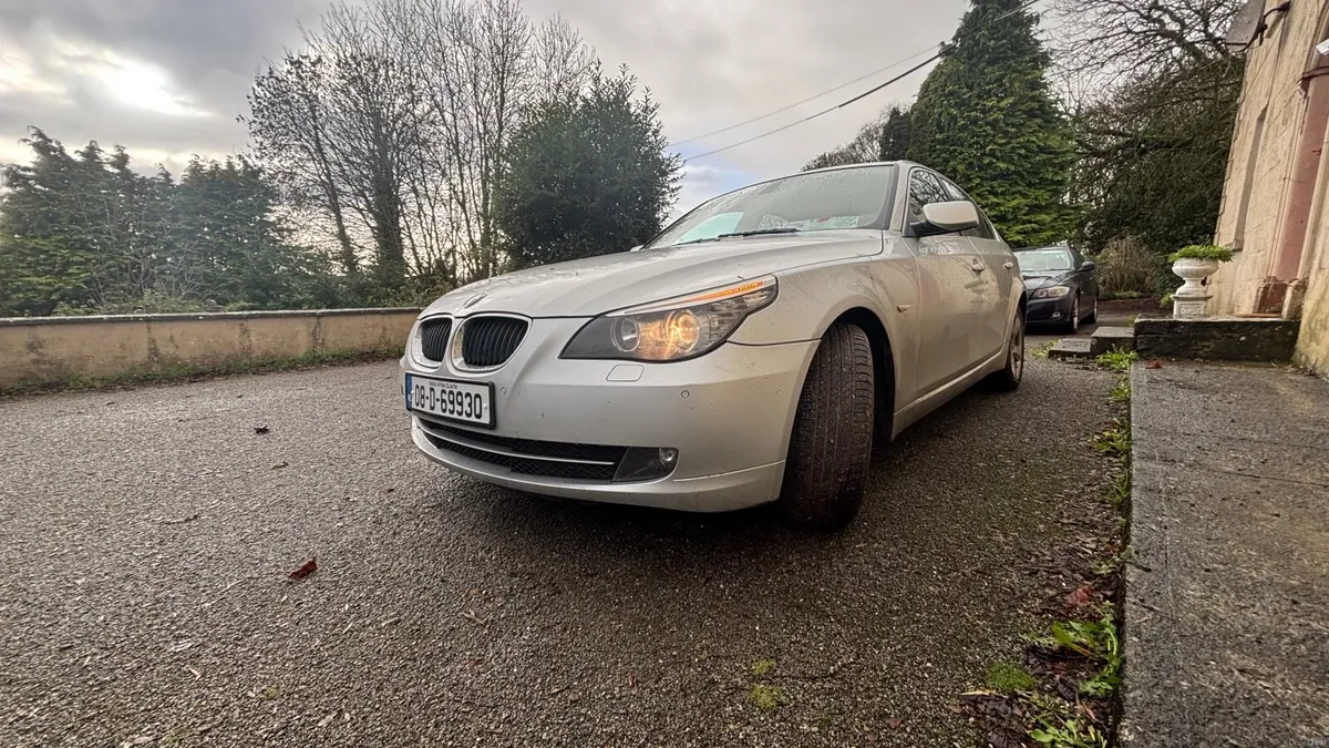 BMW 5-Series 2008 - Image 1