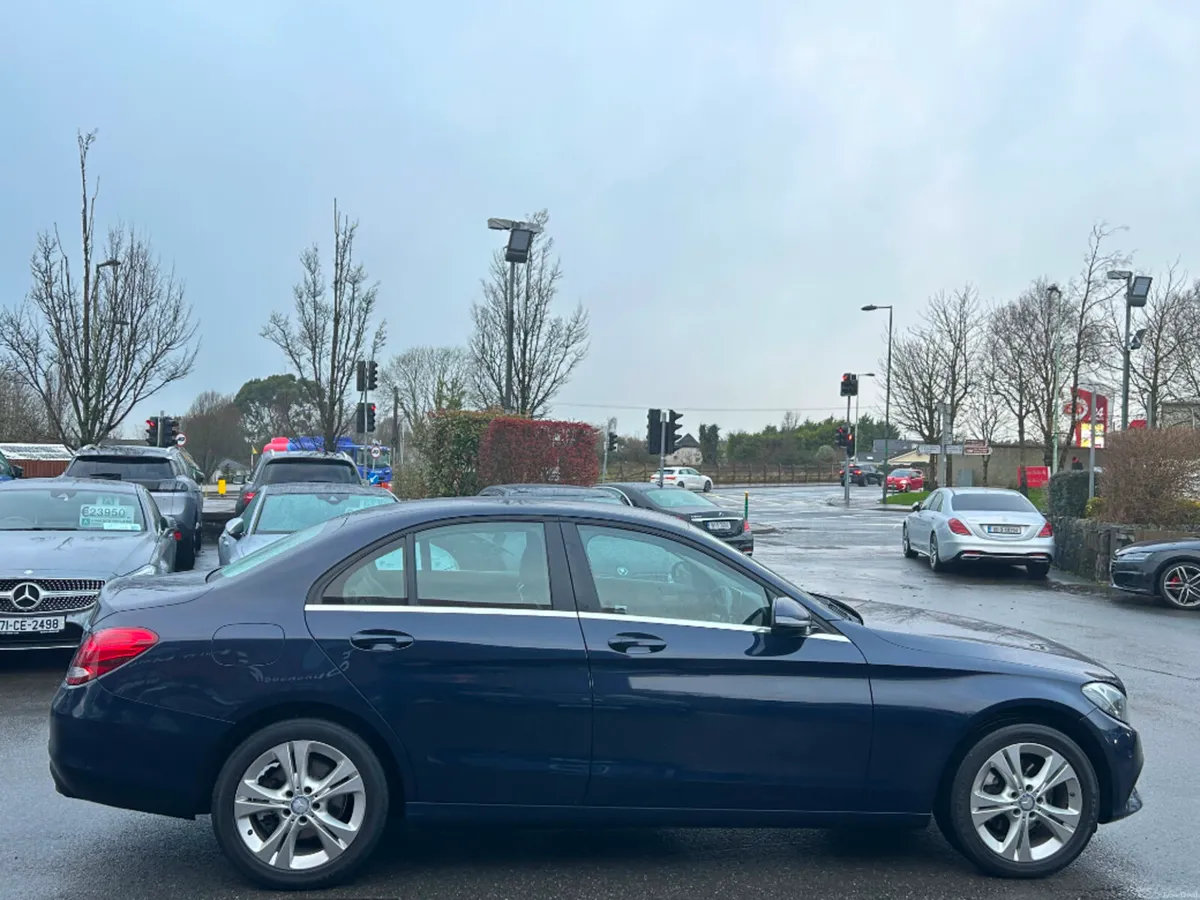 Mercedes-Benz C-Class C220 D SE EXECUTIVE AUTO *HI - Image 4