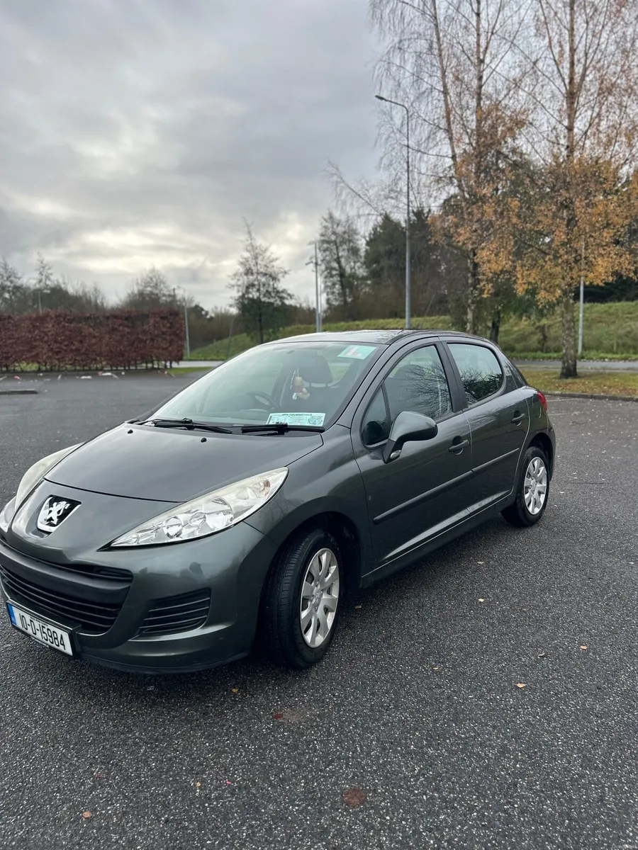 Peugeot 207 2010 - Image 2