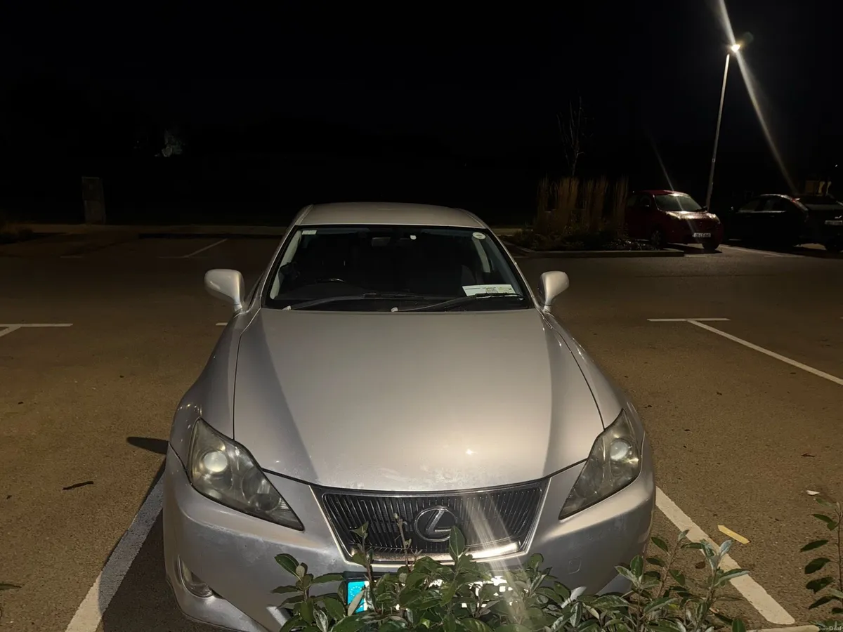 Lexus is220D - Image 1