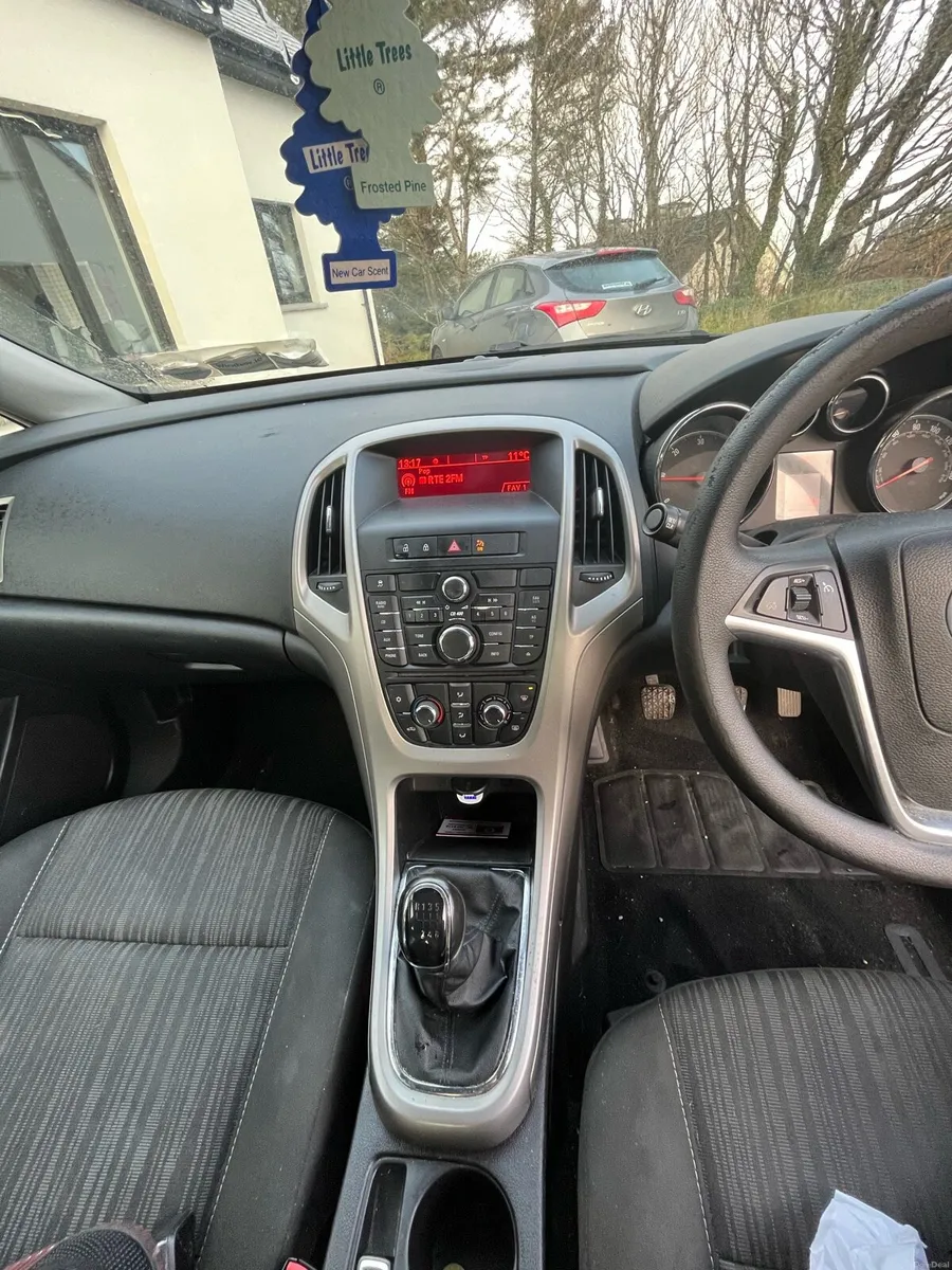 Vaxhall Astra 2011 CDTi ecoflex - Image 3