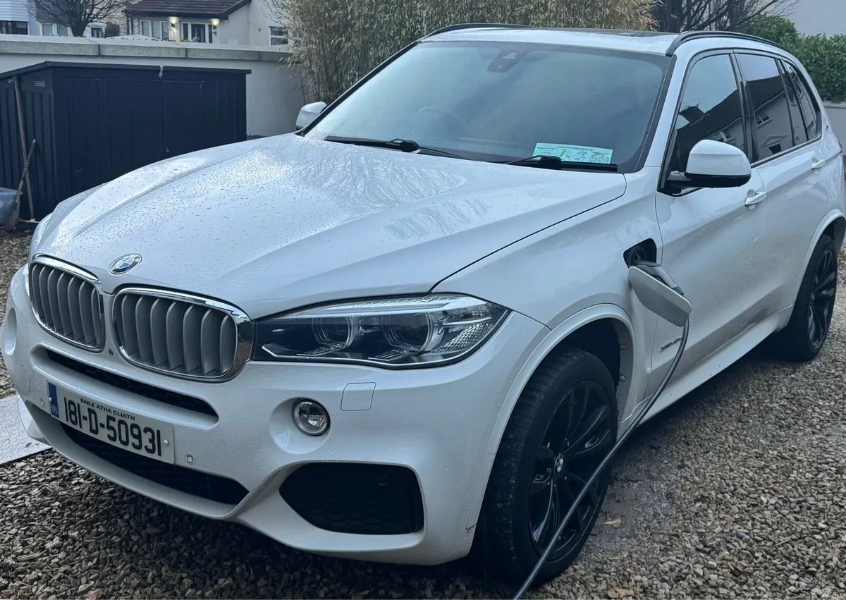 2018 BMW X5 40e M Sport (BMW Extended Warranty) - Image 2