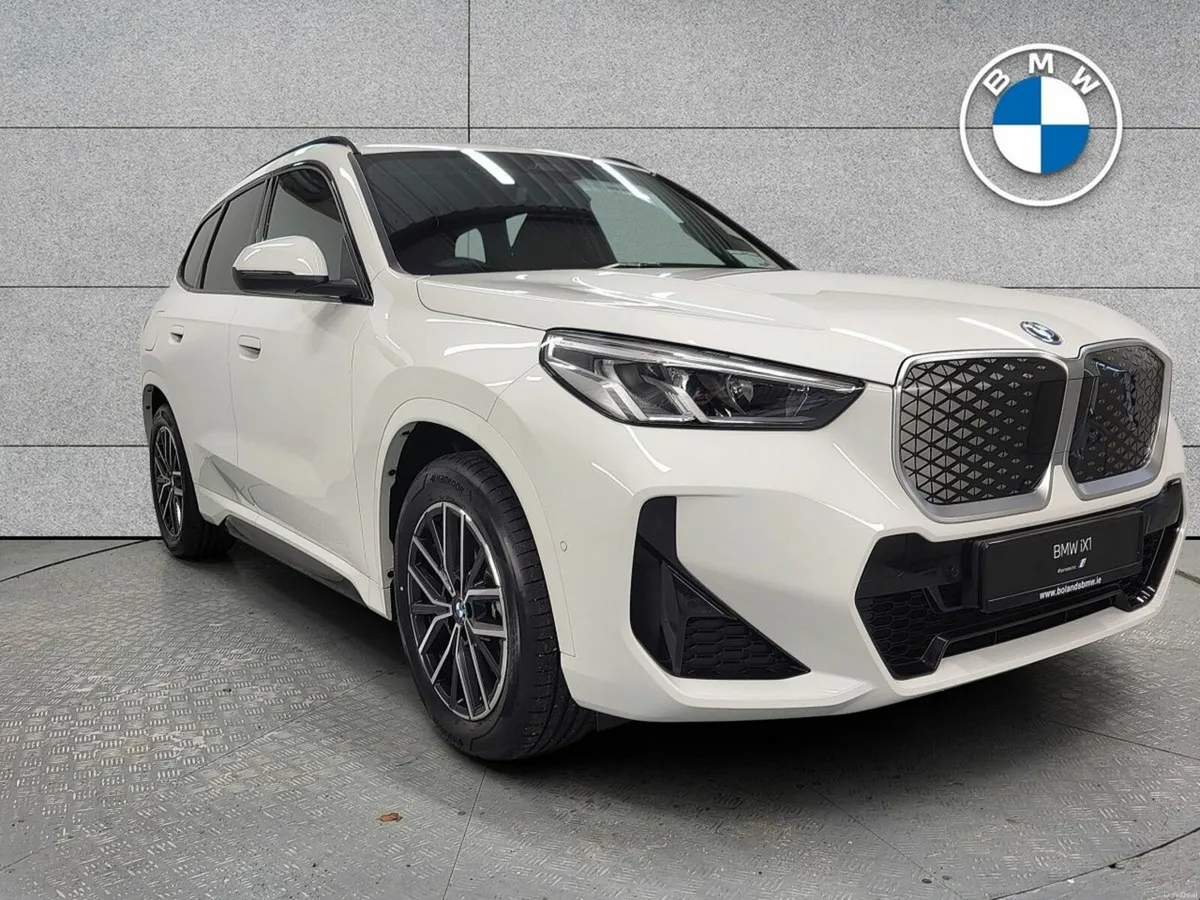 BMW iX1 - Image 1