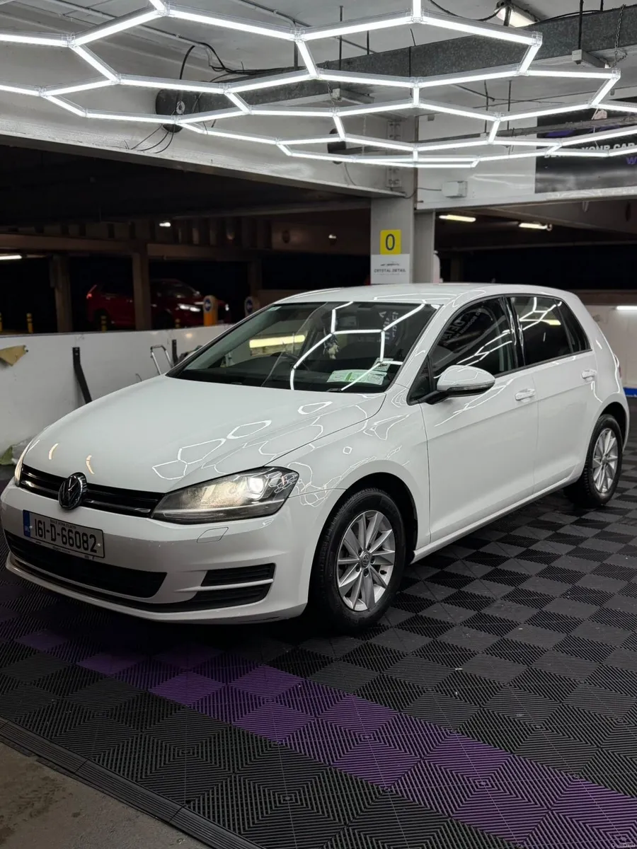 Volkswagen Golf - Image 1