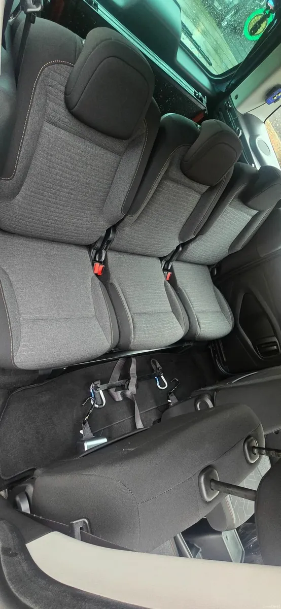 TAXI Peugeot Partner Tepee 2017 - Image 4