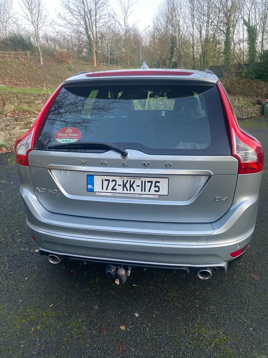 Volvo xc60 r design - Image 4