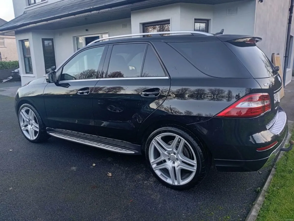 MERCEDES ML250 AMG SPORT - Image 4