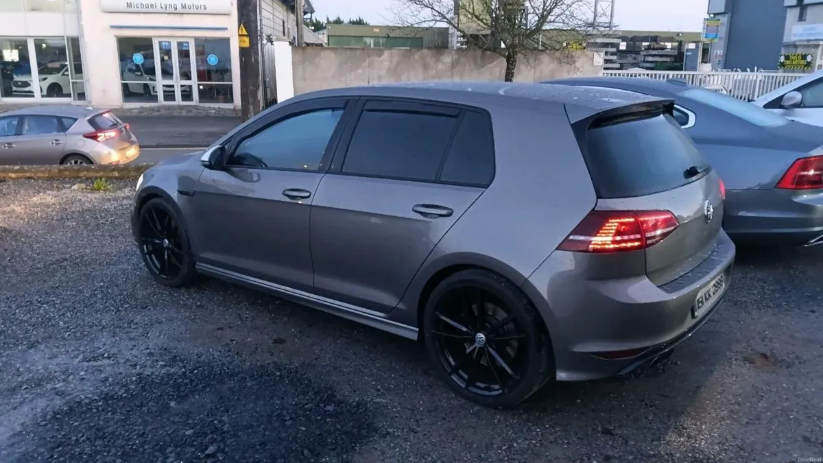 151 golf r - Image 1