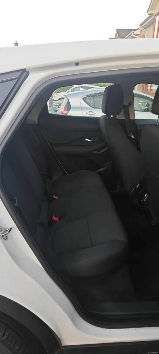 Jaguar E-Pace 2019 - Image 3