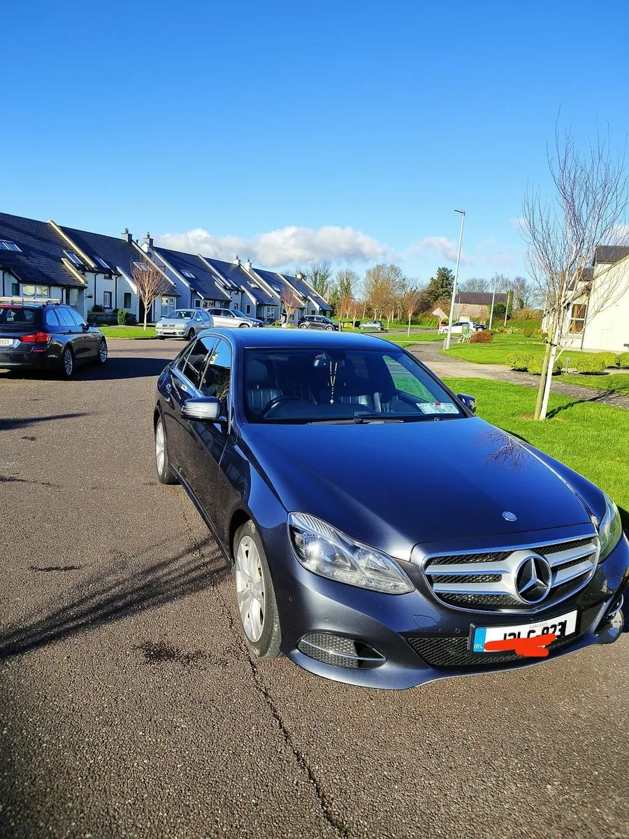 Mercedes-Benz E-Class 2013 - Image 1