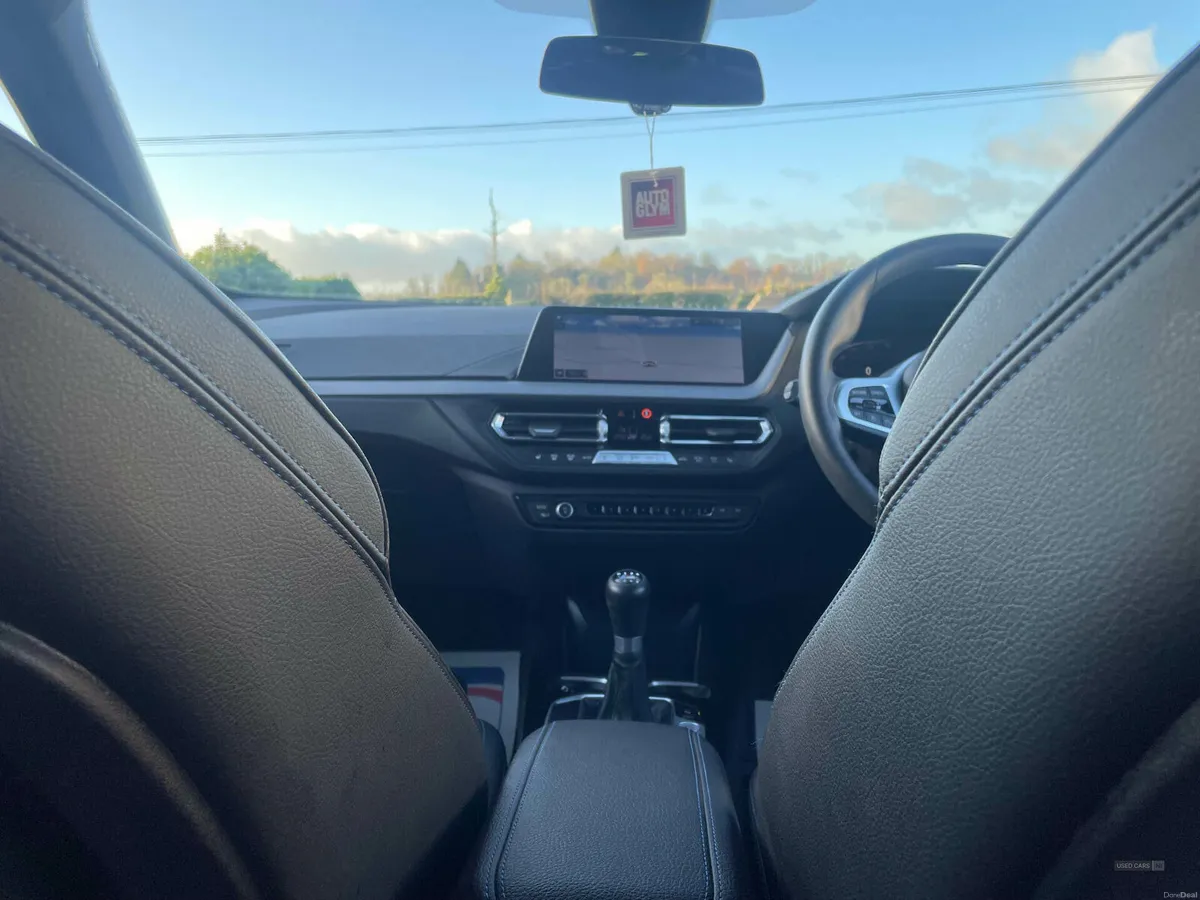 BMW 1-Series DIESEL HATCHBACK - Image 6