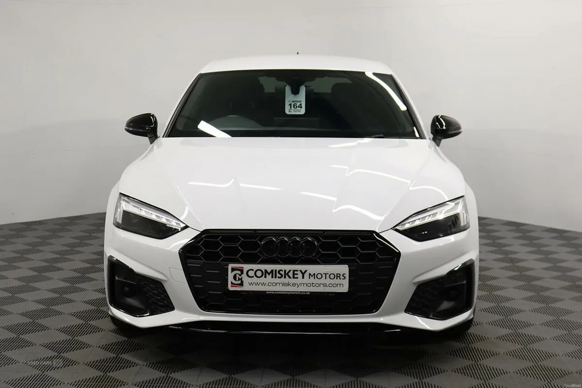 Audi A5 TFSI Black Edition - Image 2