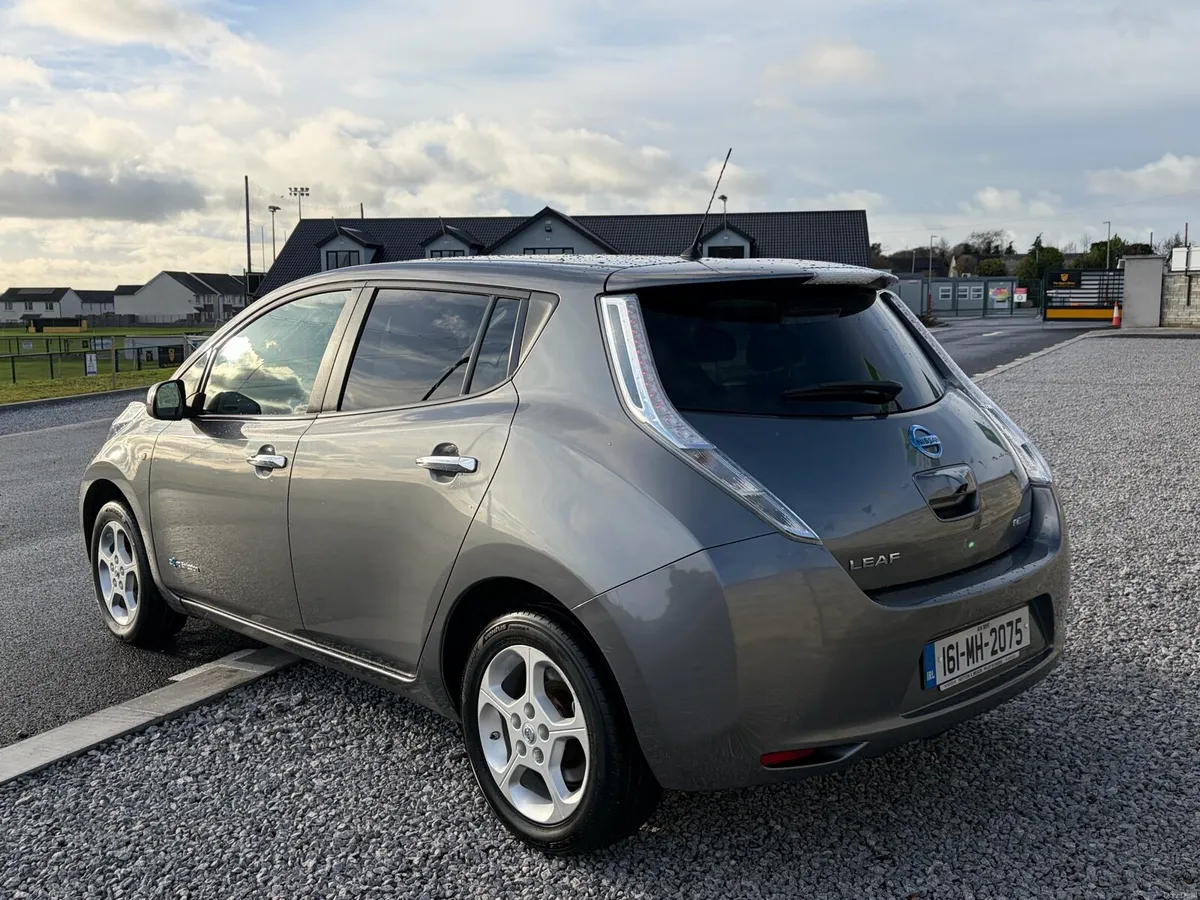 2016 Nissan Leaf - Image 3