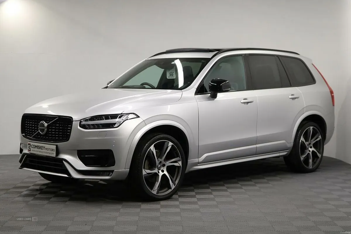 Volvo XC90 B5 MHEV R-Design Pro - Image 4