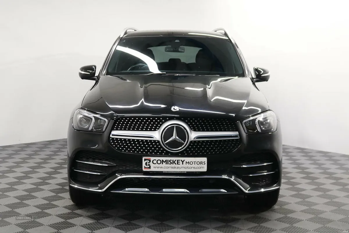 Mercedes-Benz GLE 400d AMG Line - Image 2