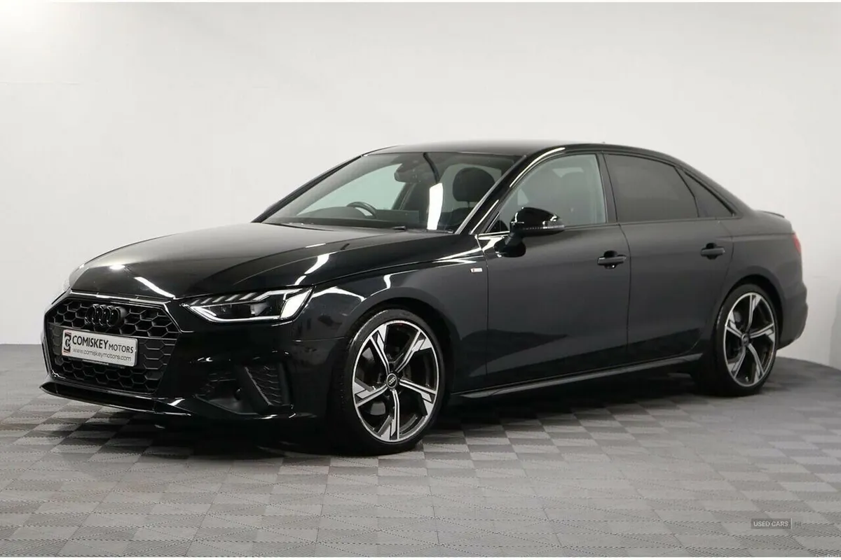 Audi A4 TDI Black Edition - Image 3