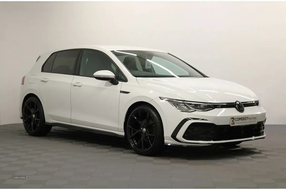 Volkswagen Golf TSI R-Line - Image 1