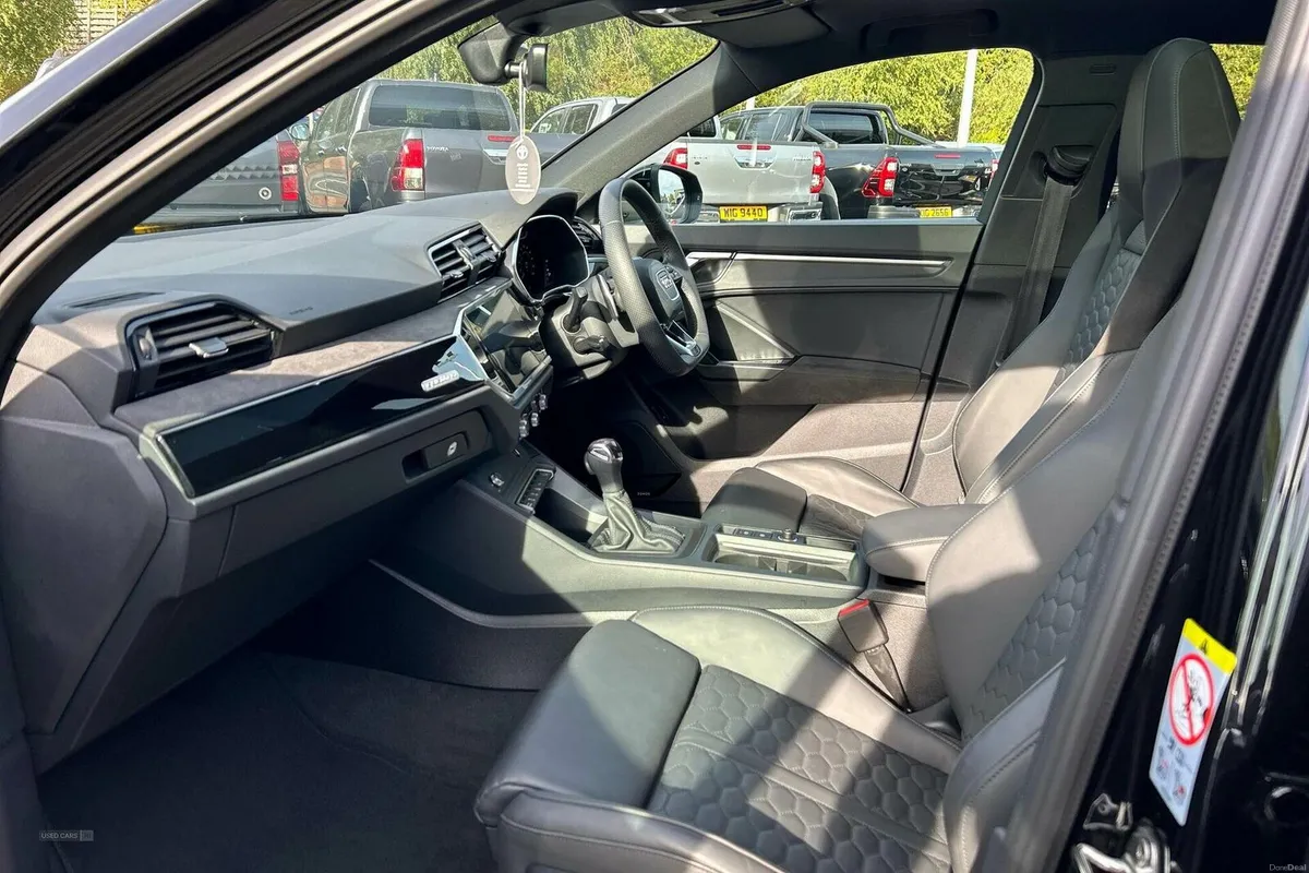 Audi RS Q3 2.5 TFSI Audi Sport Edition Sportback S - Image 2