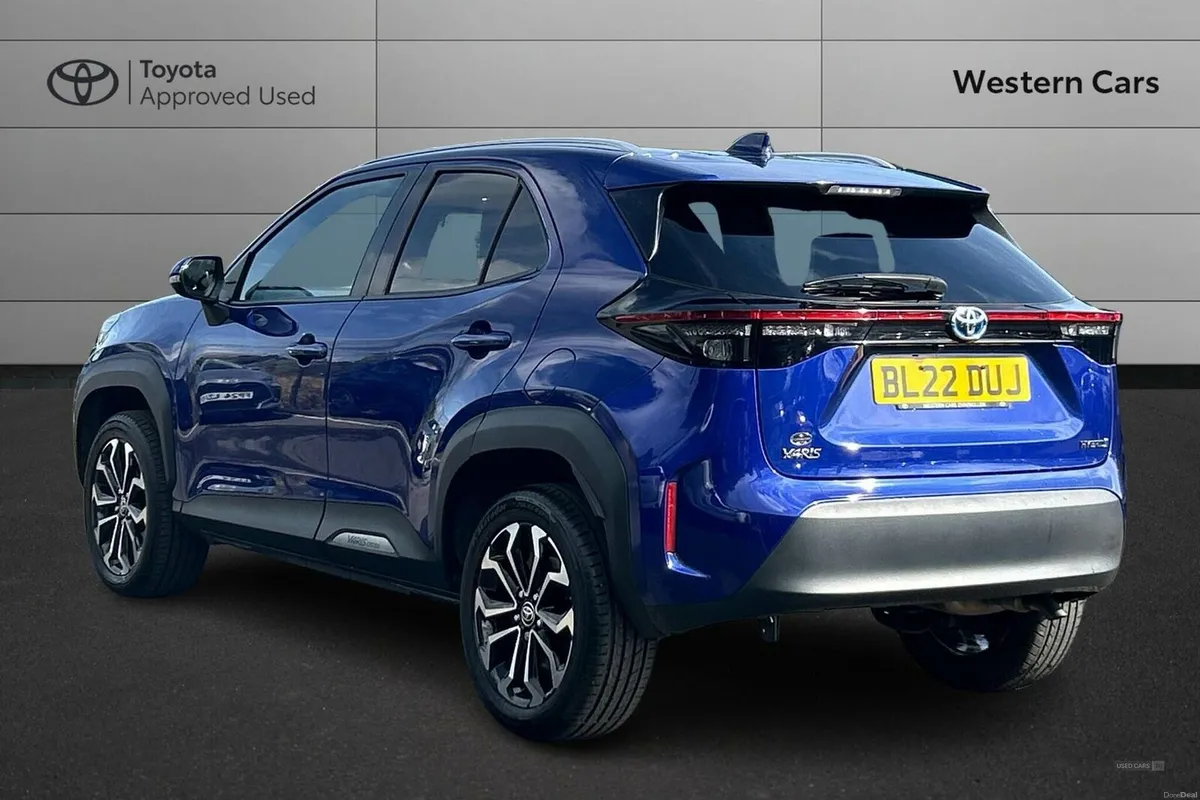 Toyota Yaris Cross 1.5 VVT-h Design E-CVT Euro 6 ( - Image 4