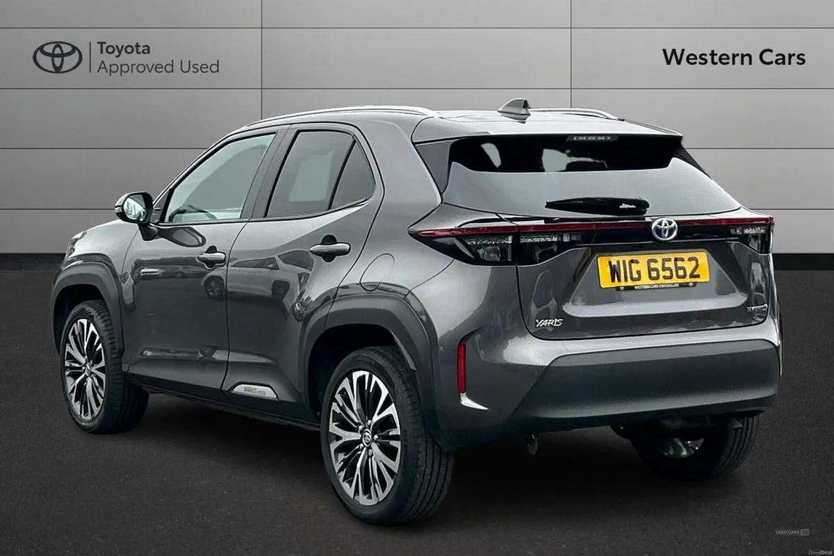 Toyota Yaris Cross 1.5 VVT-h Excel E-CVT Euro 6 (s - Image 4