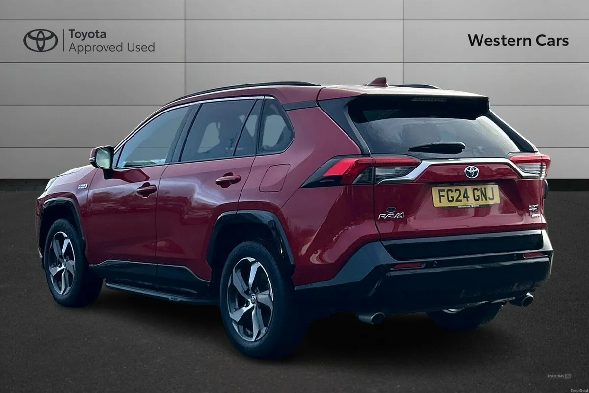 Toyota RAV4 2.5 VVT 18.1kWh Design CVT 4WD Euro 6 - Image 4