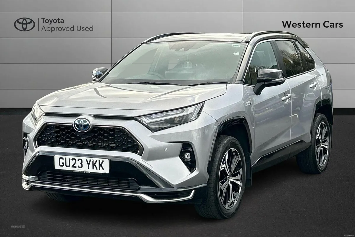 Toyota RAV4 2.5 VVT 18.1kWh Dynamic CVT 4WD Euro 6 - Image 3