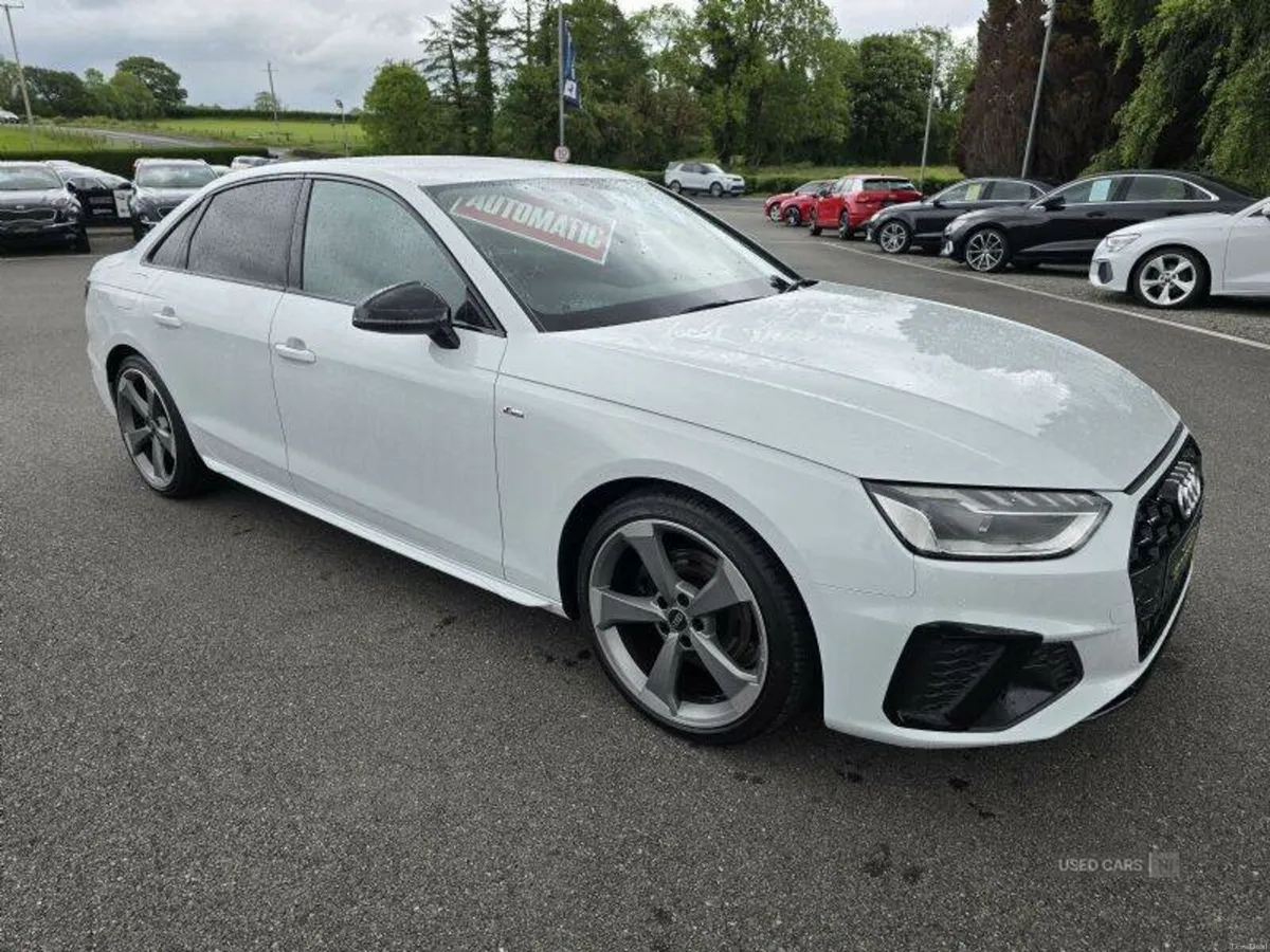 Audi A4 Black Edition - Image 6