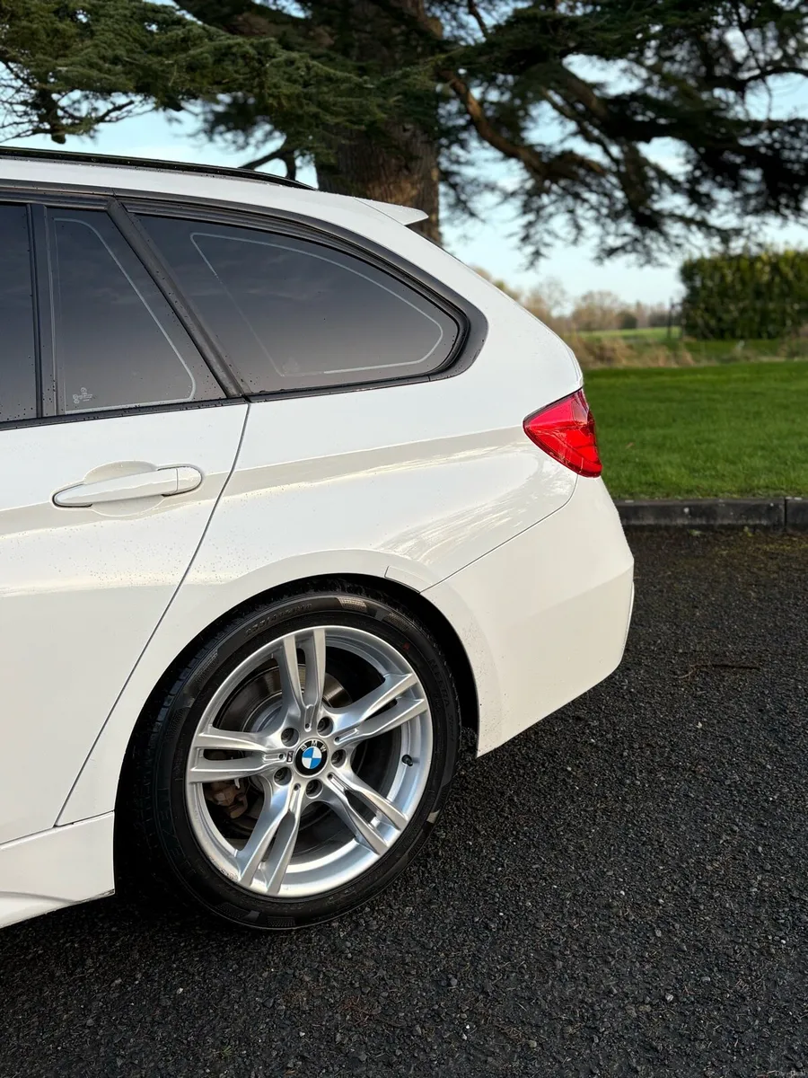 BMW 320D M-Sport Touring Auto - Image 4