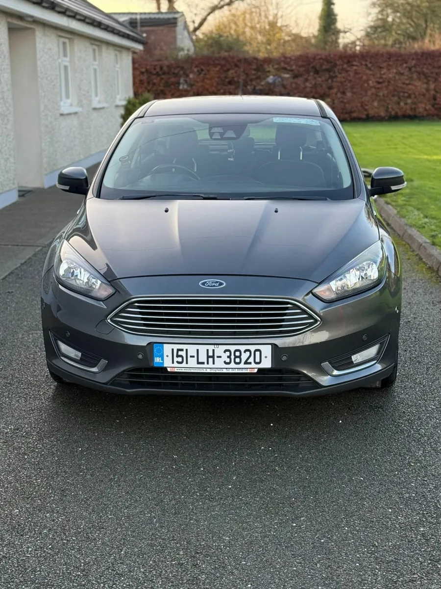 Ford Focus 2015 - Image 2