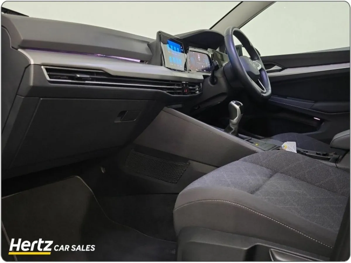 Volkswagen Golf ** LOW MILEAGE** LIFE 2.0 TDI 115H - Image 4