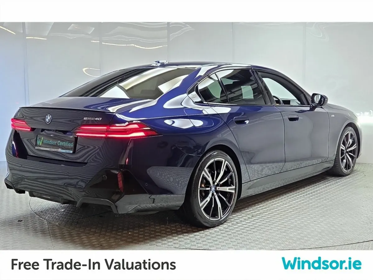 BMW i5 MSPORT PRO 84 kWh - Image 4